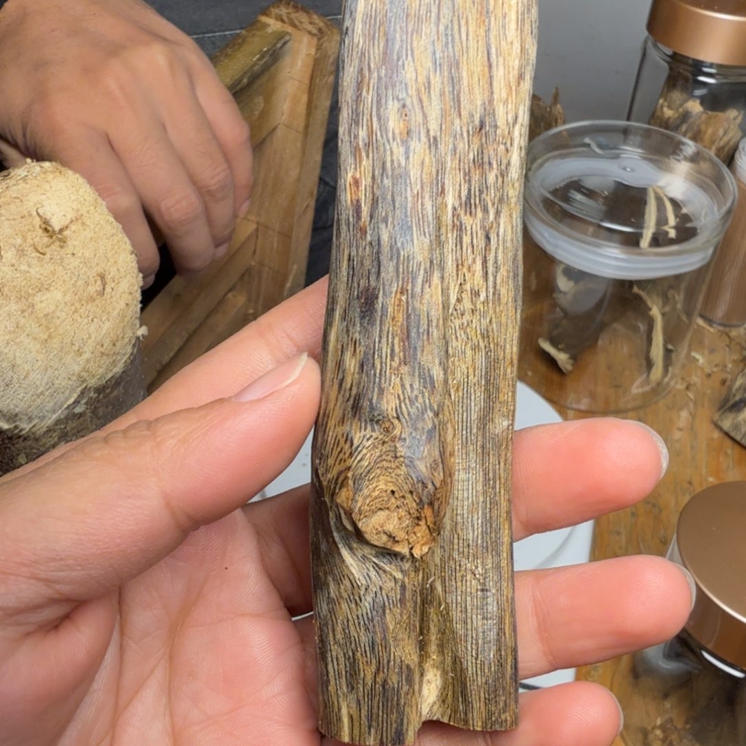 白奇沉香块料沉香