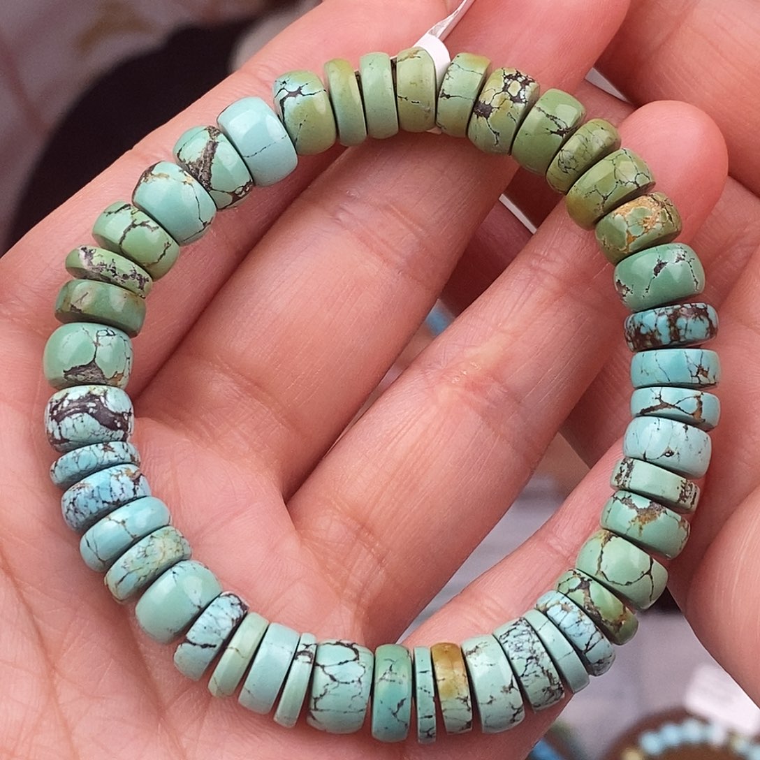 绿松石未镶嵌原矿