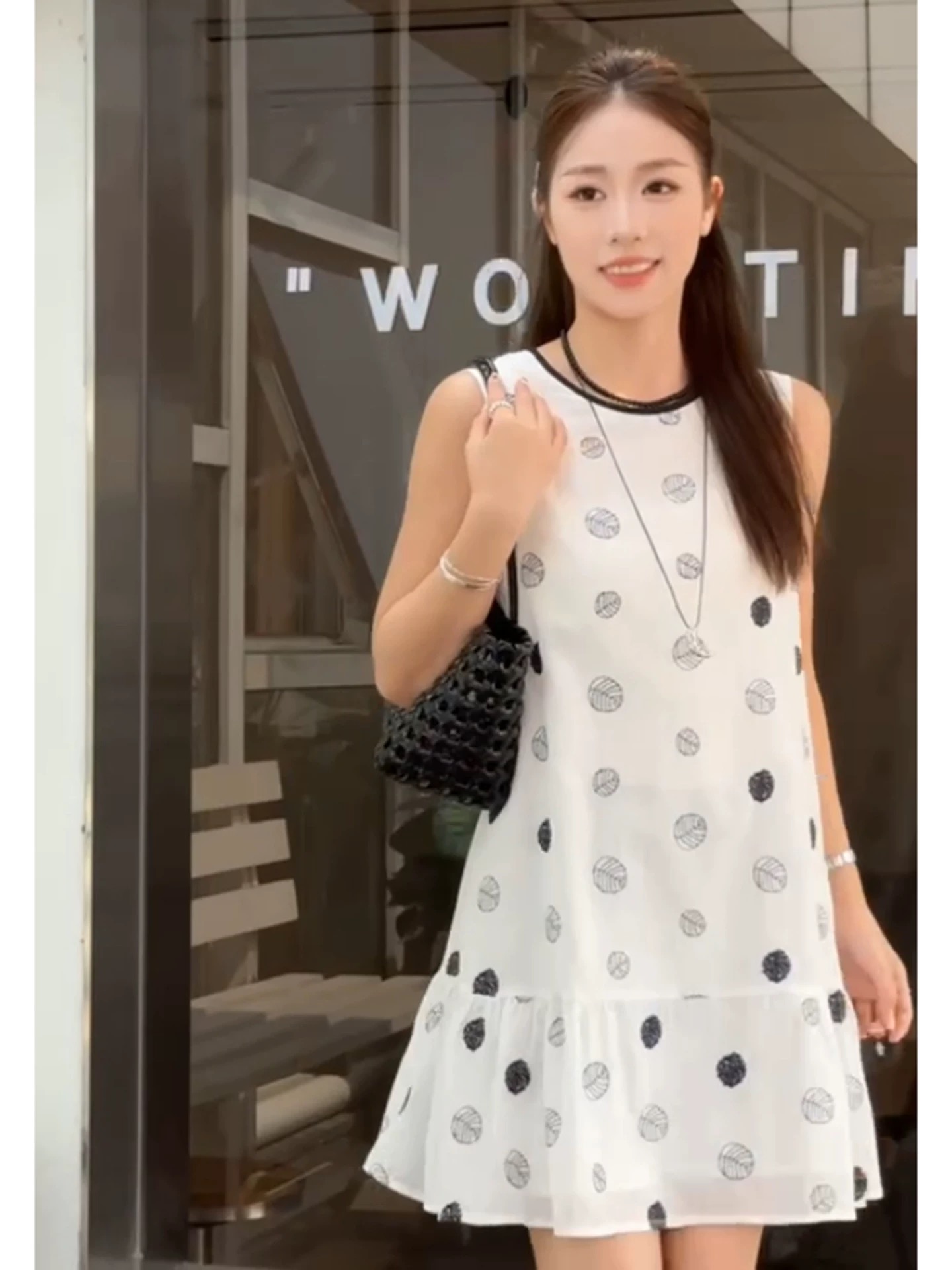 6650夏季通勤圆领提花无袖波点连衣裙碎花甜美裙子赫本风