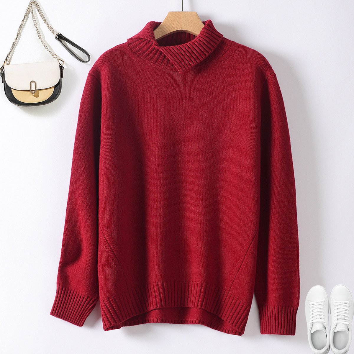 赛兔红色羊毛衫纯绵羊毛加厚款不规则翻领设计针织衫女572255002