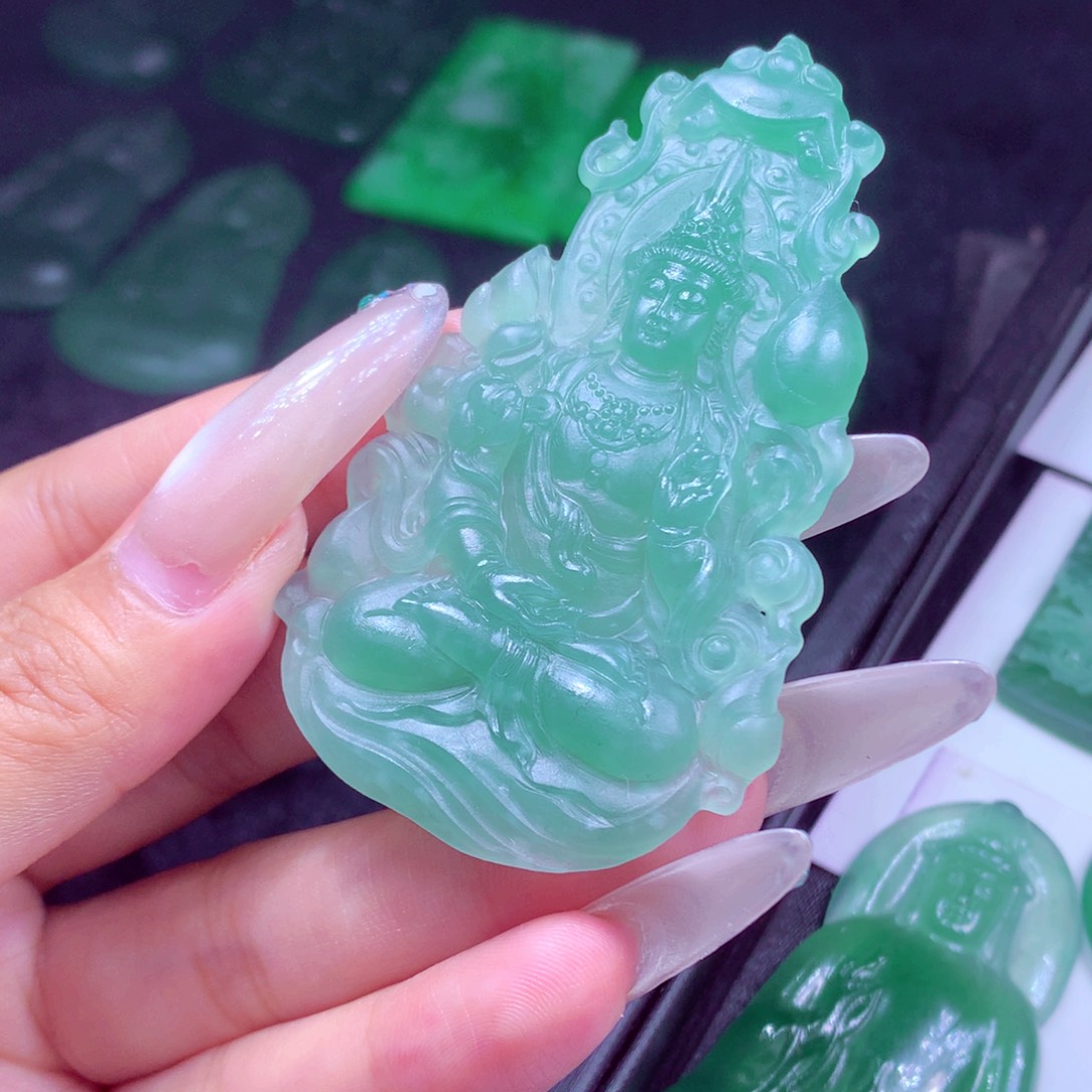 定制翡翠未镶嵌天然缅甸翡翠A货毛货挂件