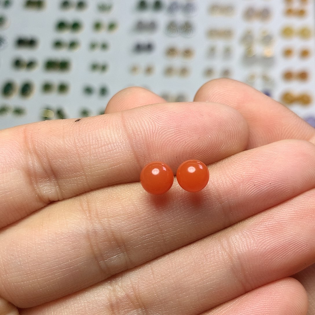 银S925镀金镶嵌南红玛瑙耳饰心*