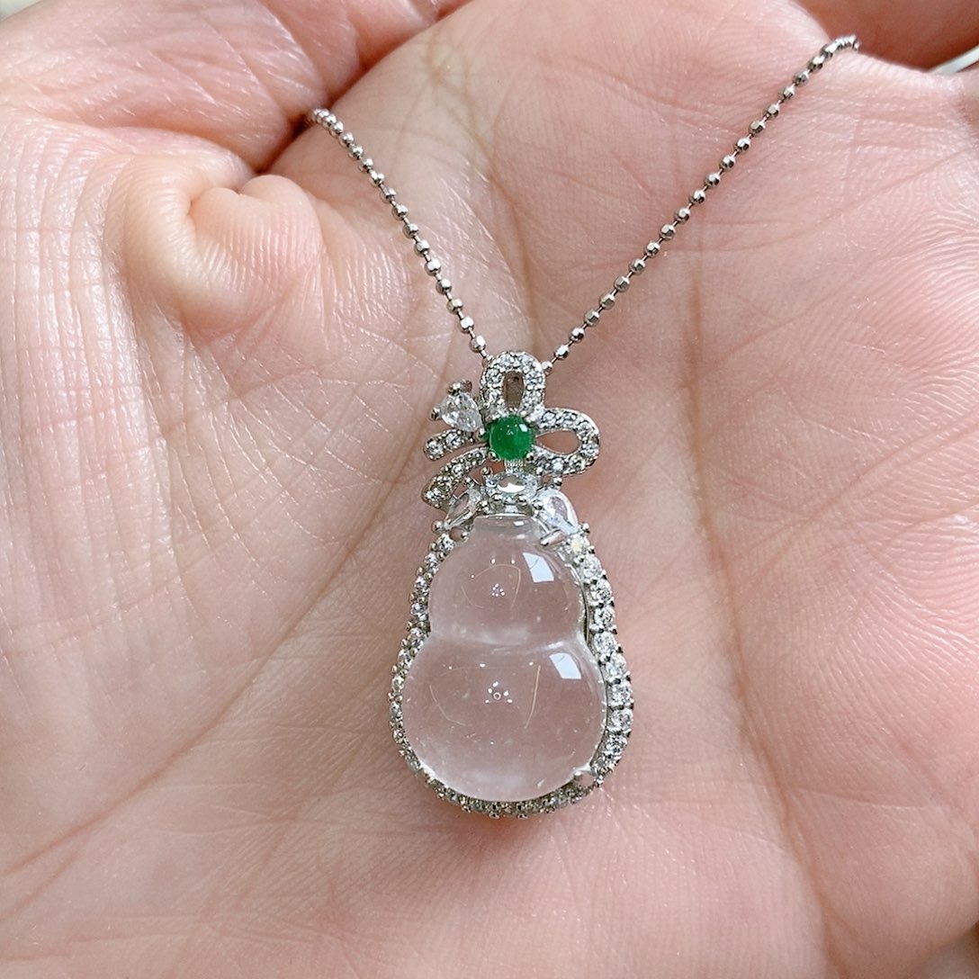 石英质玉吊坠(赠链)银S925镶嵌