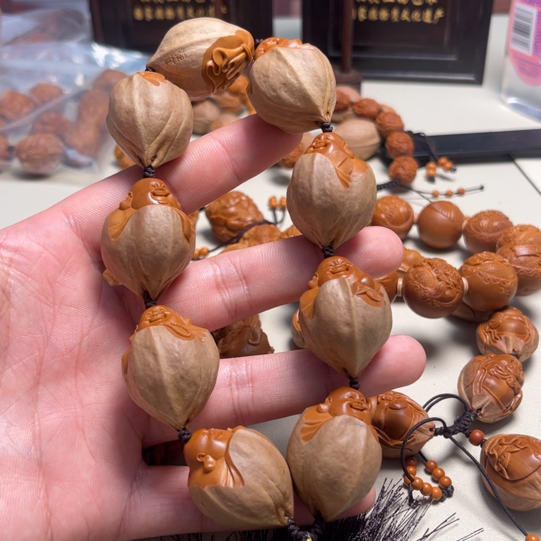 橄榄核吊坠皮****5包衣弥勒