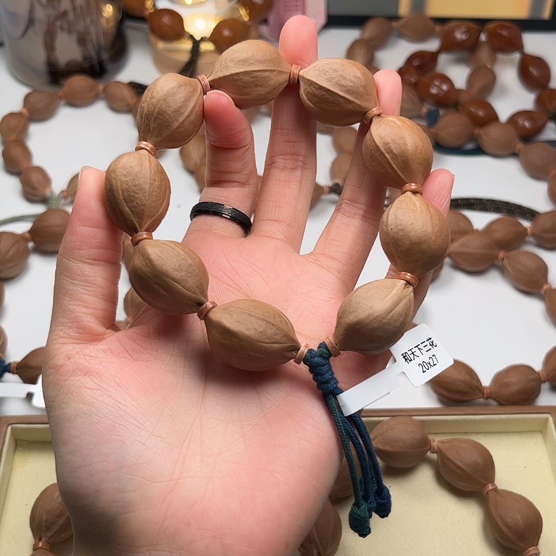 天***膜吊坠橄榄核梅林铁核2027