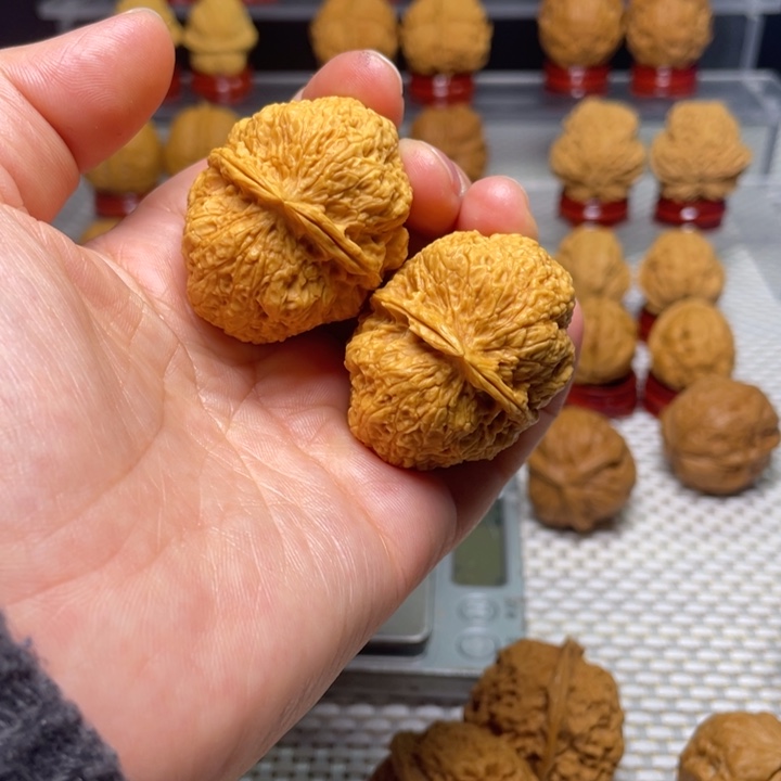 文玩核桃把件7云南铁核