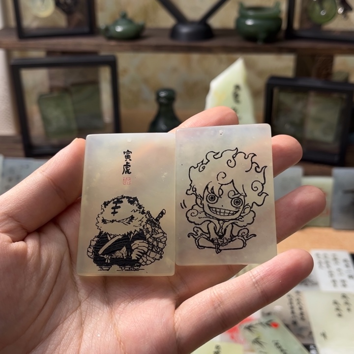 蛇纹石玉合金颈饰