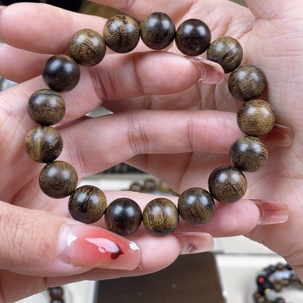 【闪购商品】沉香手串旭***?越南沉香