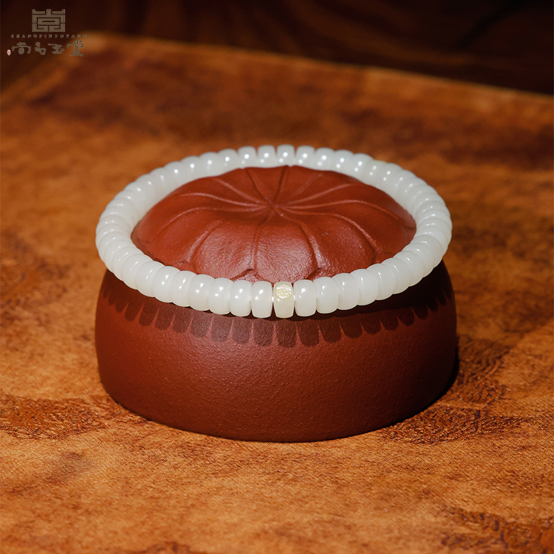 尚品玉堂【28公斤原石】新疆和田玉白玉带皮药片珠手串3*6mm s366