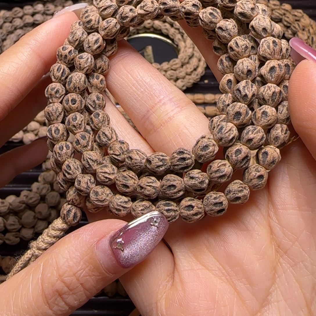 x***e柏香籽/百香籽吊坠