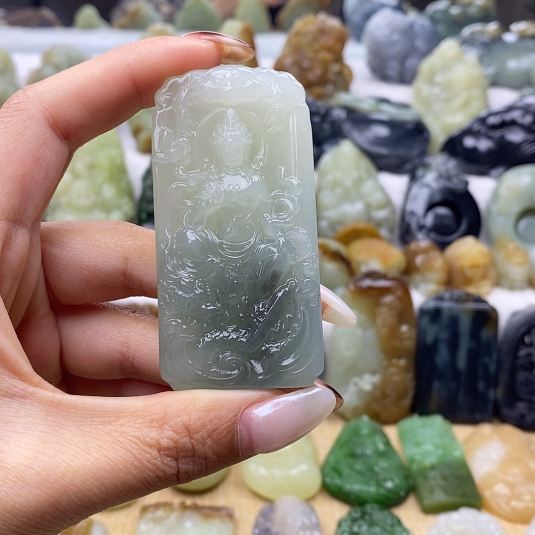 和田玉未镶嵌颈饰