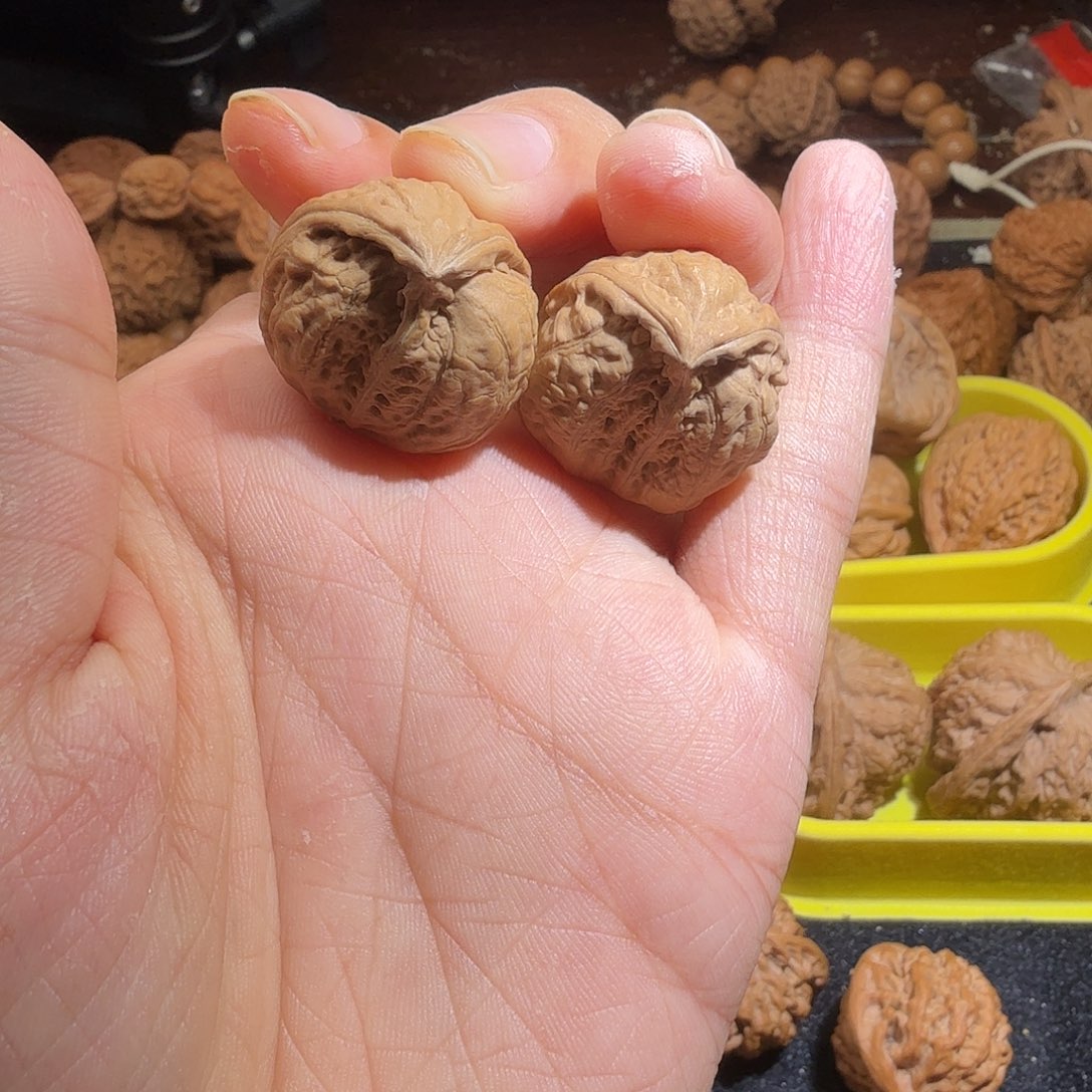 文玩核桃吊坠秋子异形