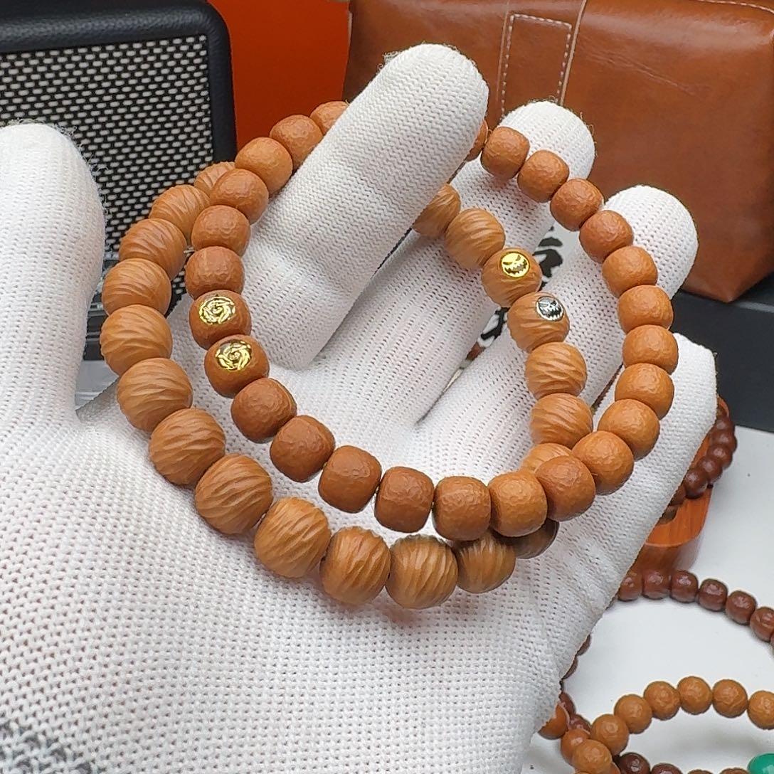 愛***L猴头核桃吊坠波澜不惊大礼包