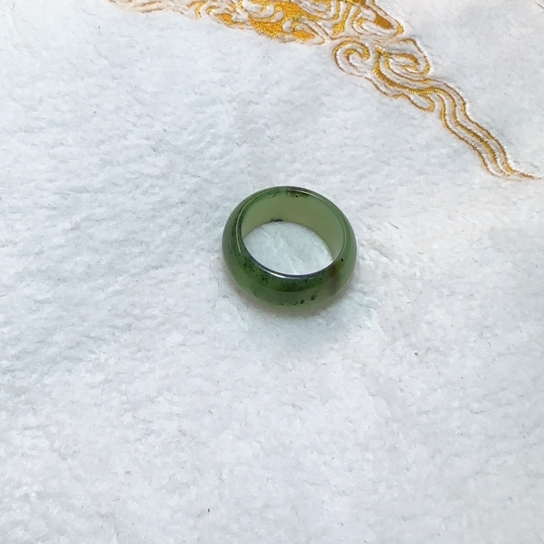 設***～和田玉未镶嵌戒指