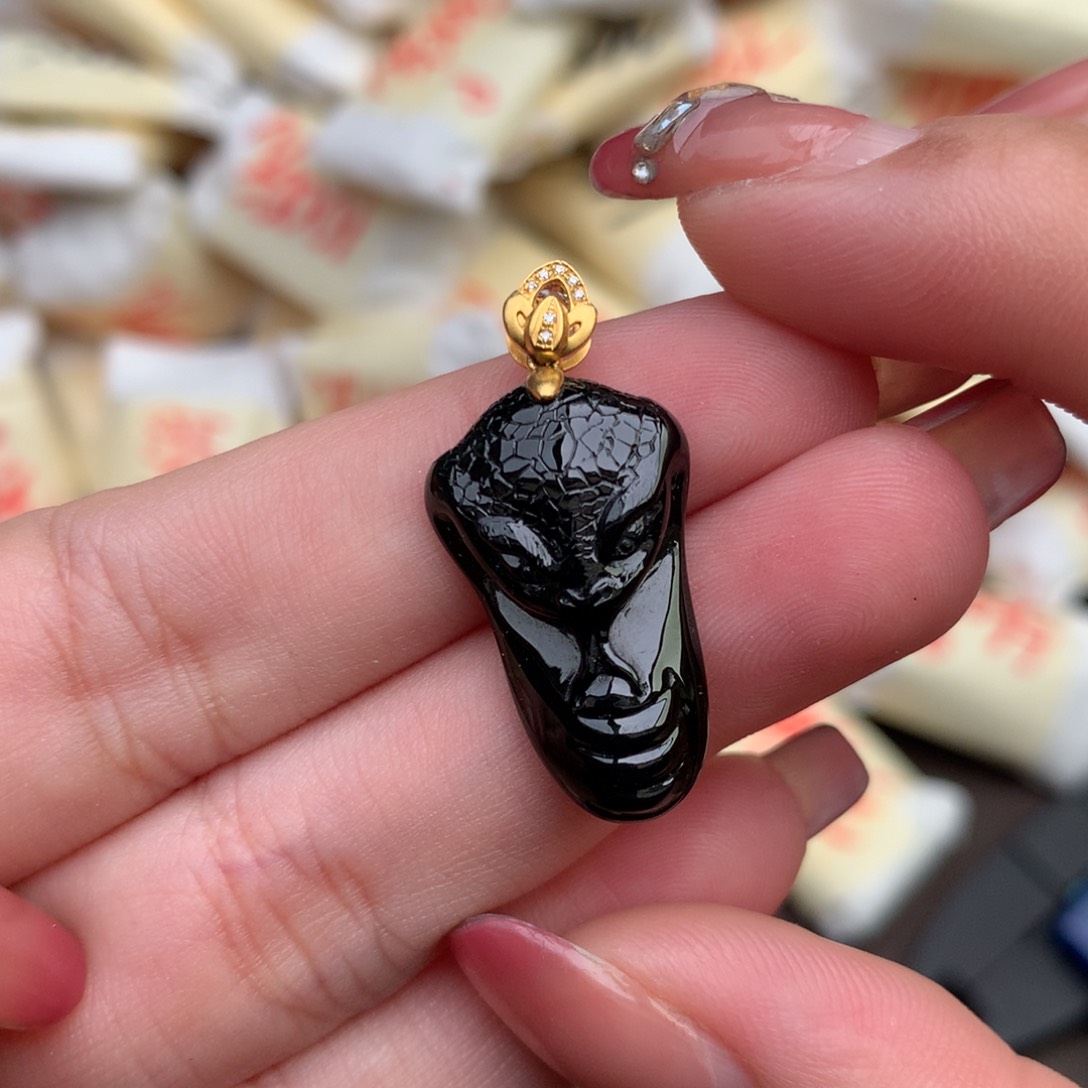 【闪购商品】翡翠挂件18K金镶嵌一