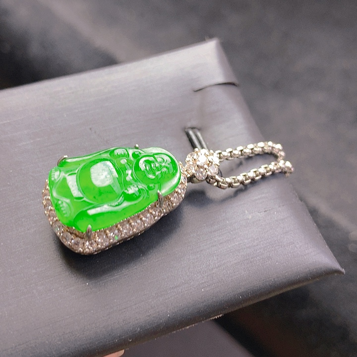 【闪购商品】翡翠未镶嵌颈饰翡翠