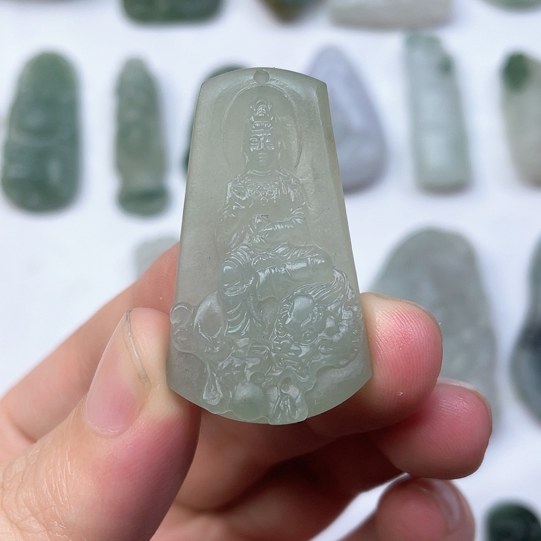 定制翡翠未镶嵌文殊