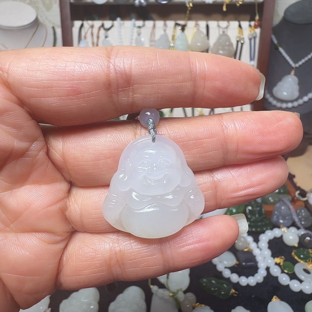 ˚***王和田玉未镶嵌颈饰