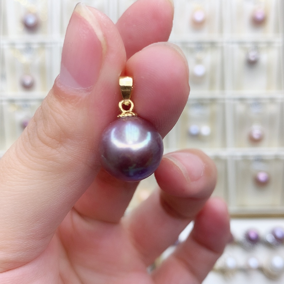 淡水珍珠颈饰18K金镶嵌