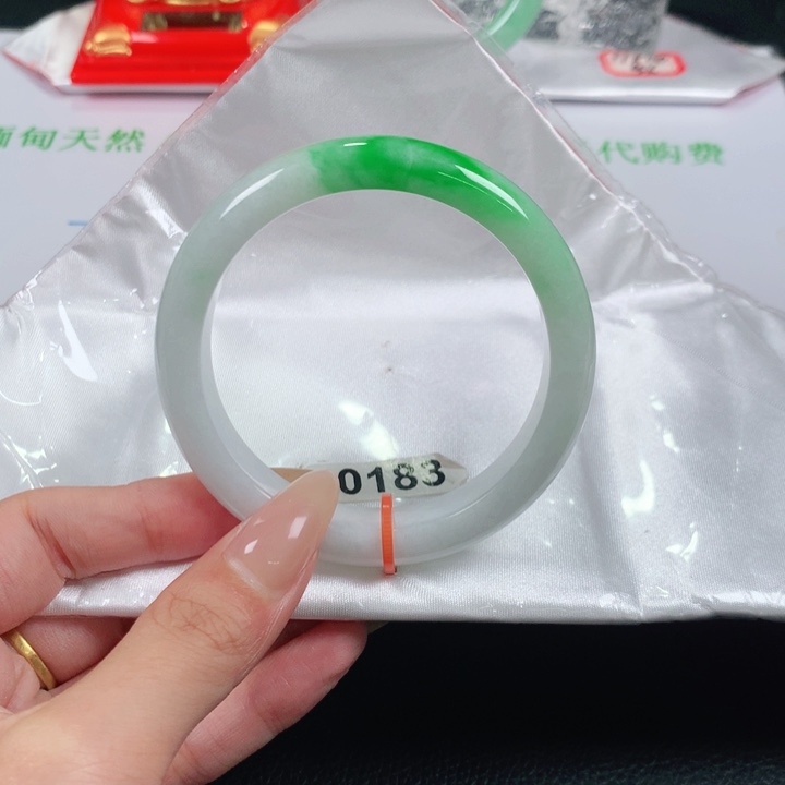 未镶嵌手镯翡翠花***?编号0183