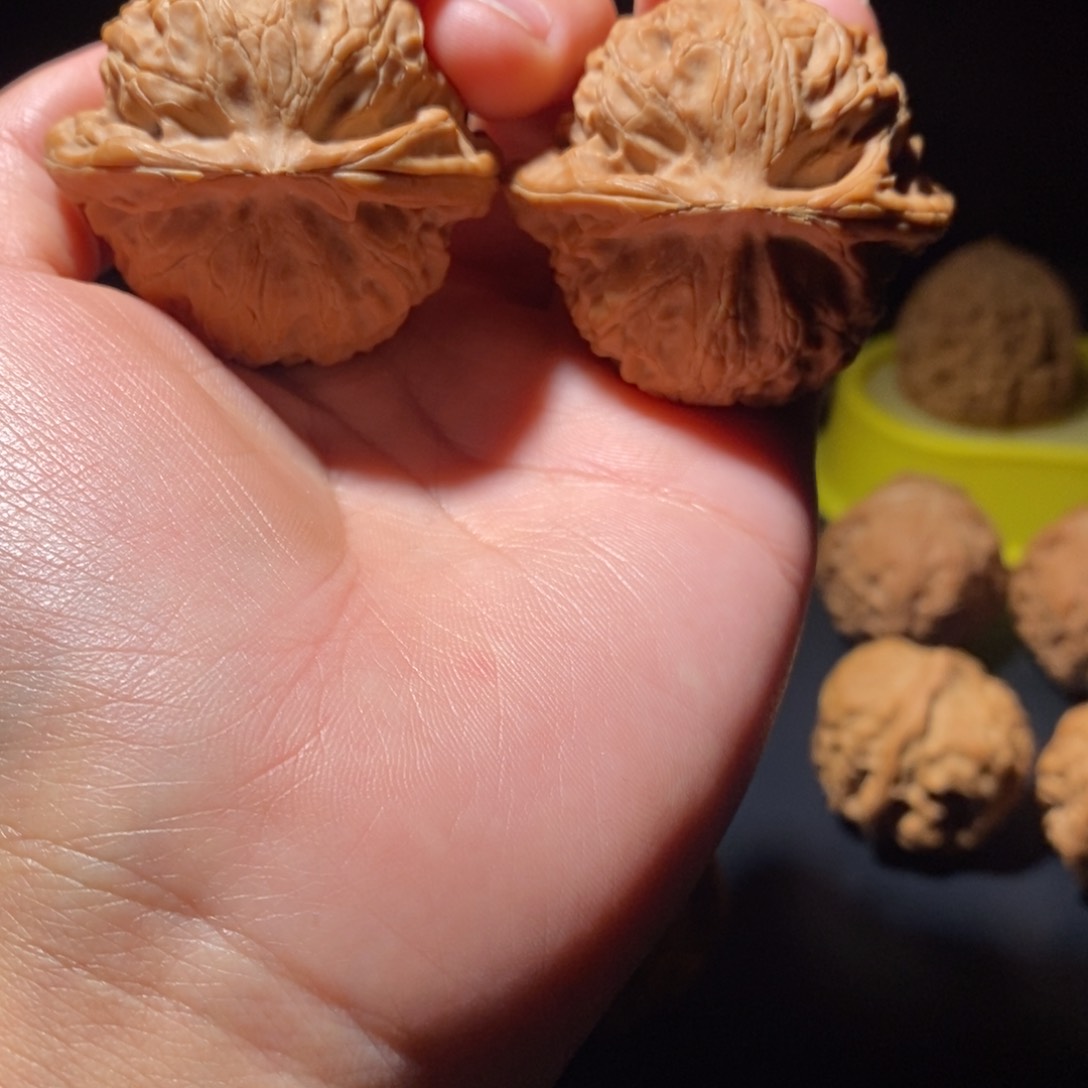 文玩核桃吊坠宫灯