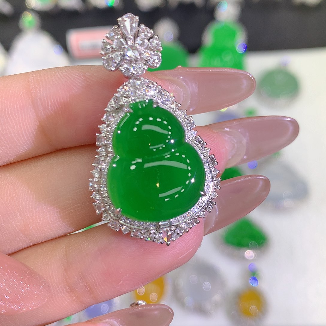 翡翠颈饰18K金镶嵌1111111111