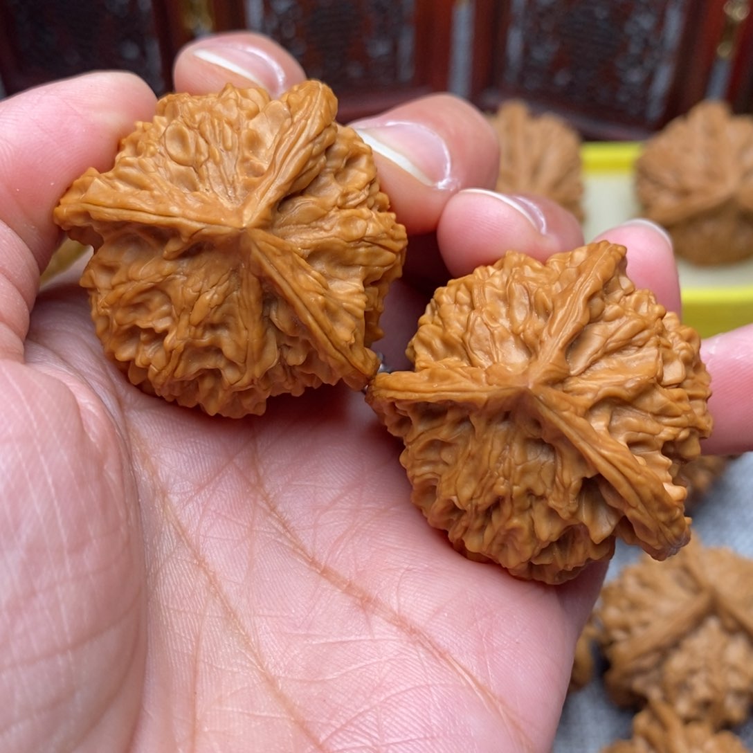 文玩核桃把件全品盘山奔奔38尺(特价不议价)