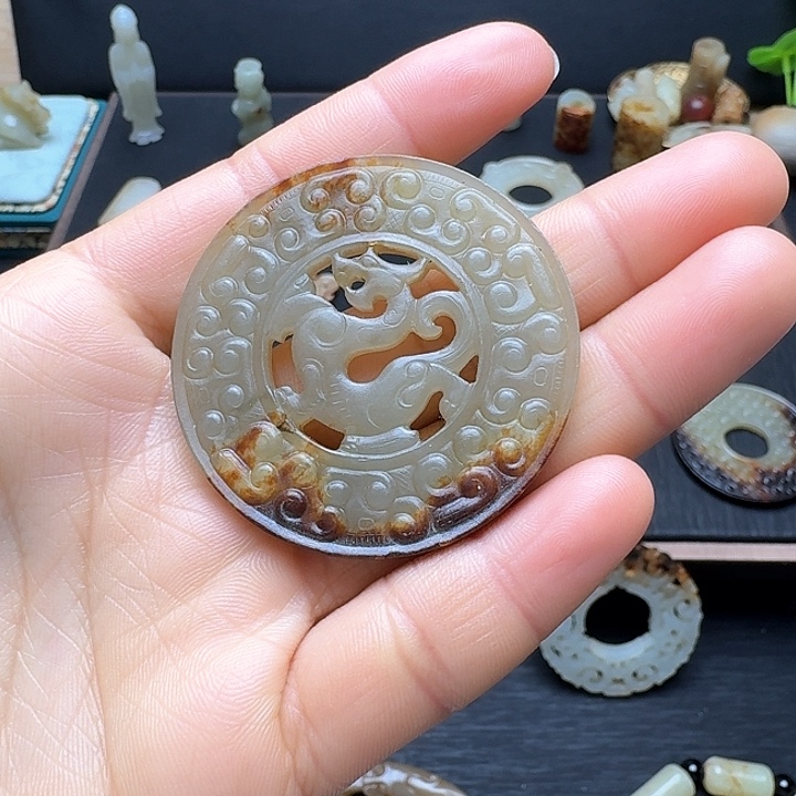 和田玉挂件未镶嵌I*O