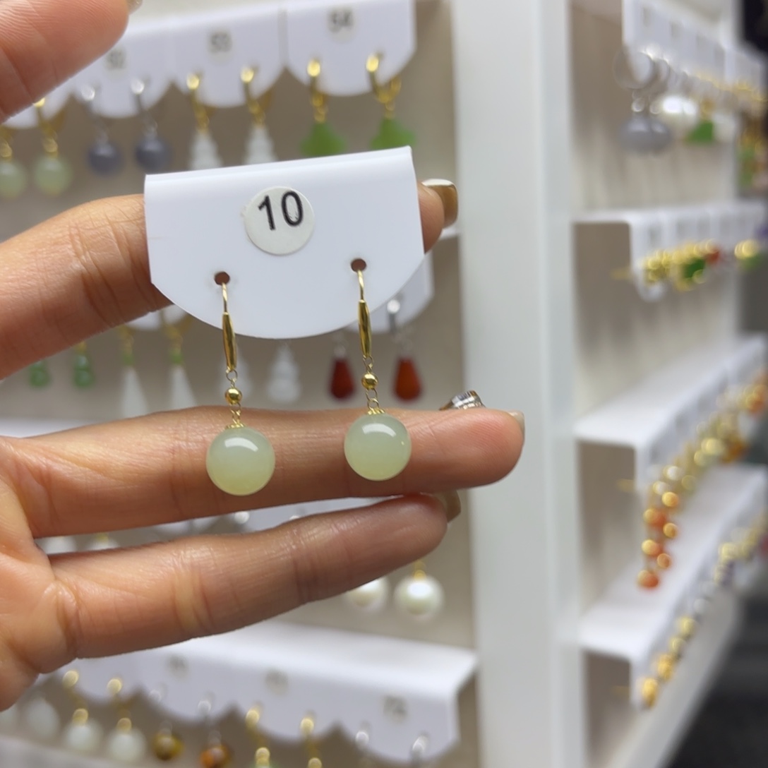 桃***夭和田玉18K金镶嵌耳饰