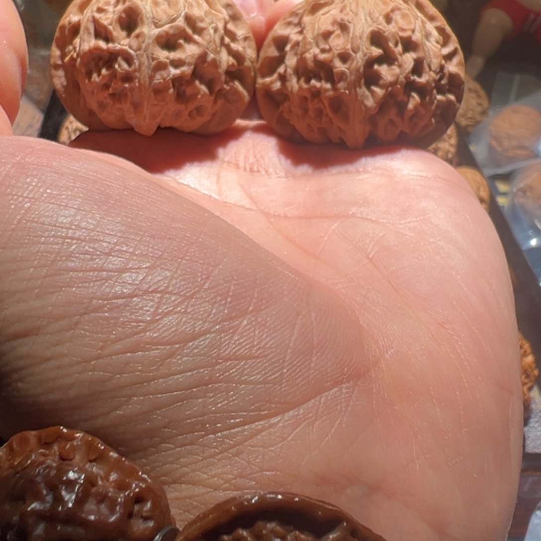 文玩核桃把件暴****头宫灯