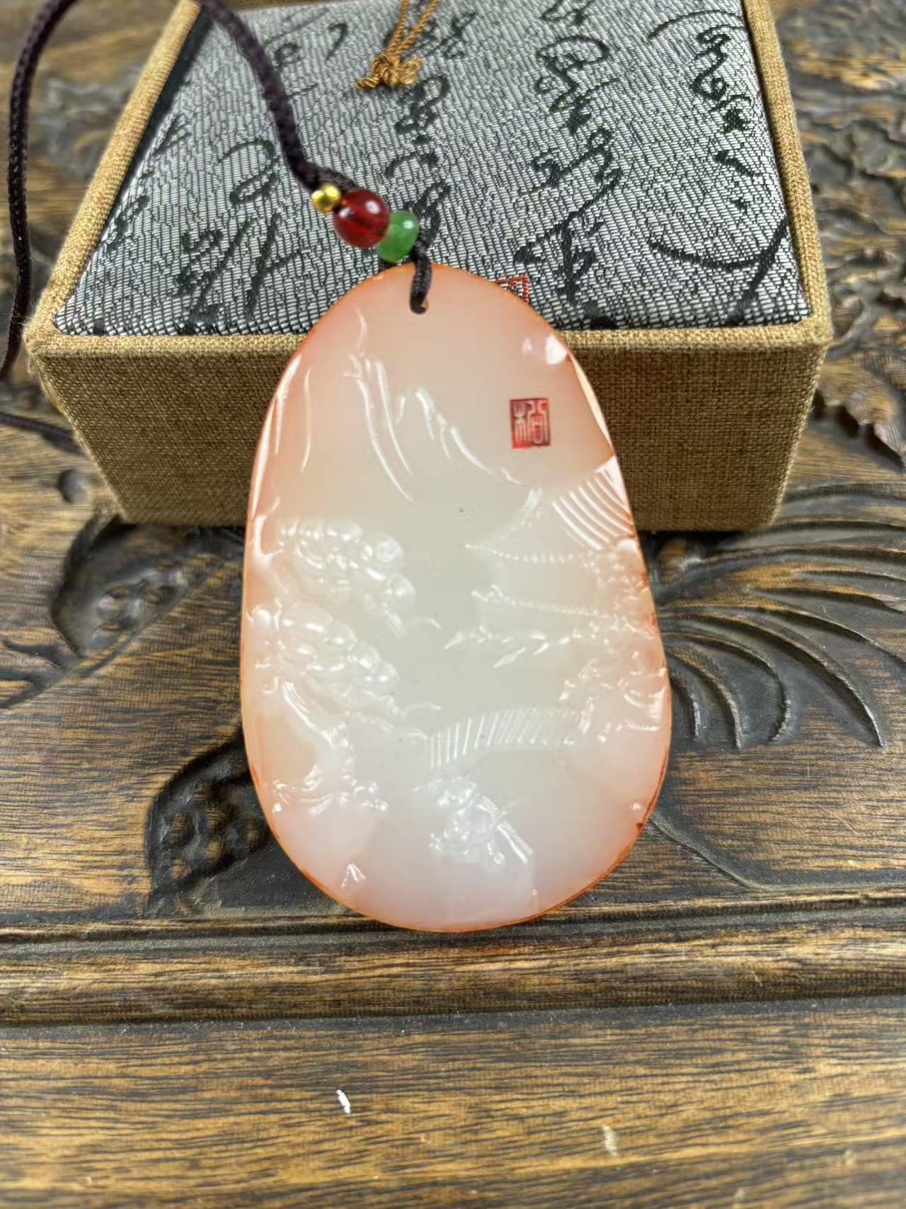 和田玉原皮山水牌一个{小七甄选}