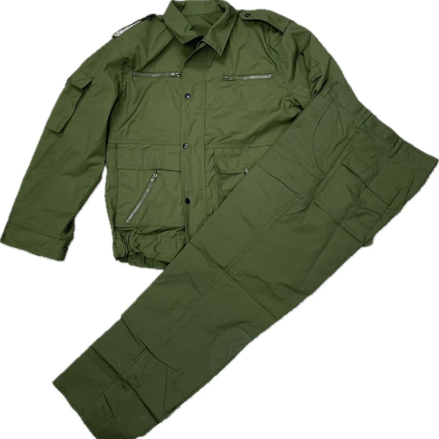 草绿色的确良夏季工作服套装