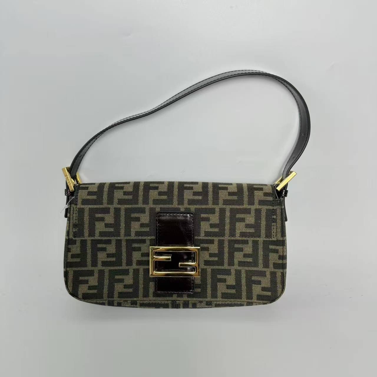 99新 FENDI/芬迪 单肩包/包包/111630