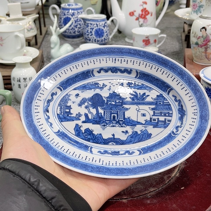 碟j景德镇陶瓷 尺寸20.3cm景德镇陶瓷