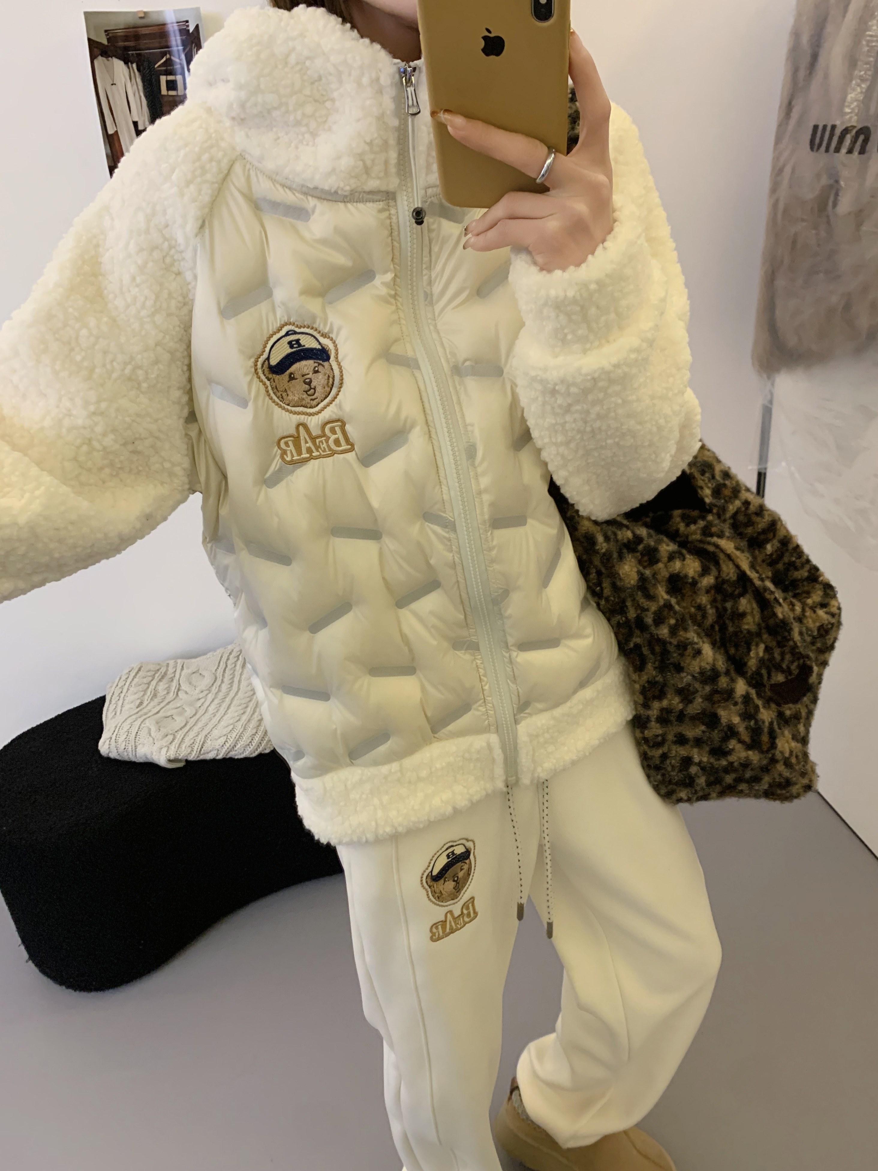 90白鸭绒【羽绒服】韩国小熊部落 6176