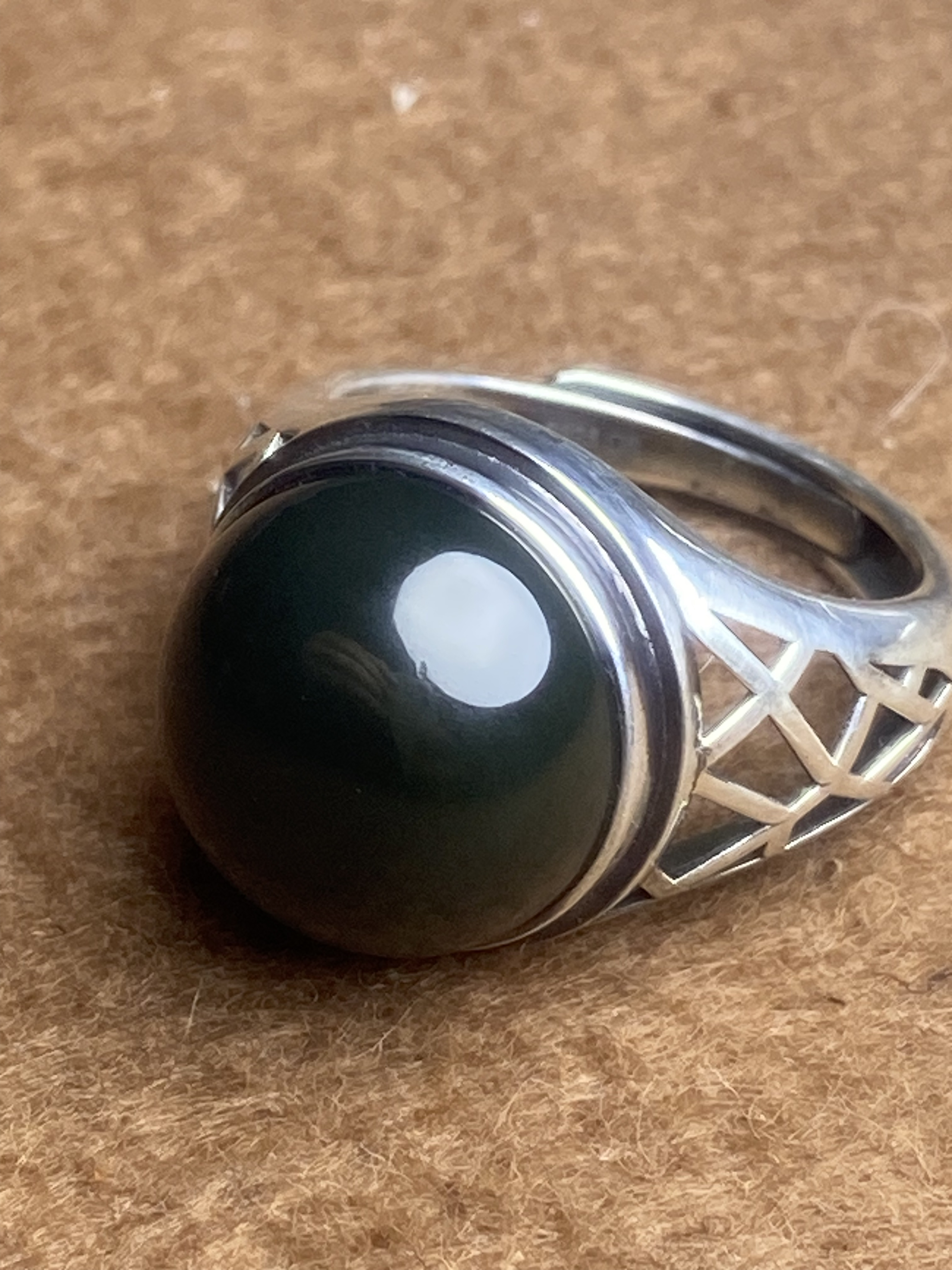 和田玉青海青玉特细蛋面男款开口戒指