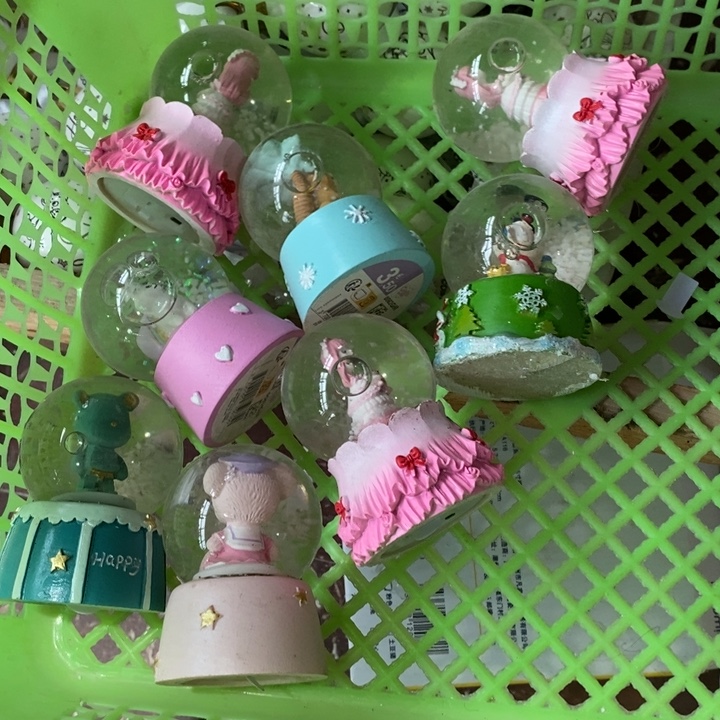 佛***厂陶瓷树脂工艺摆件