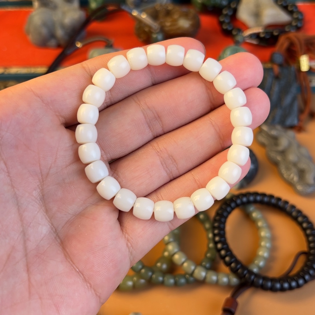 和田玉手链未镶嵌