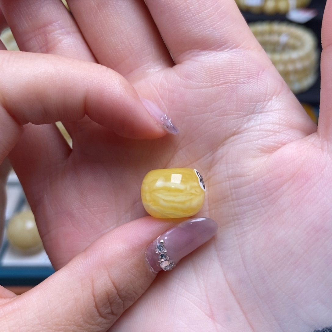 t***m蜜蜡未镶嵌珠宝奇石