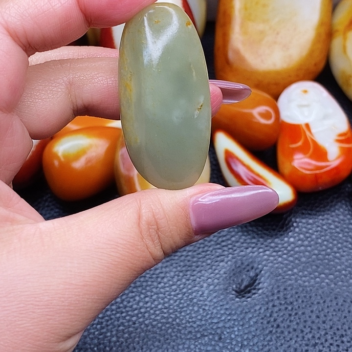 未镶嵌和田玉挂件