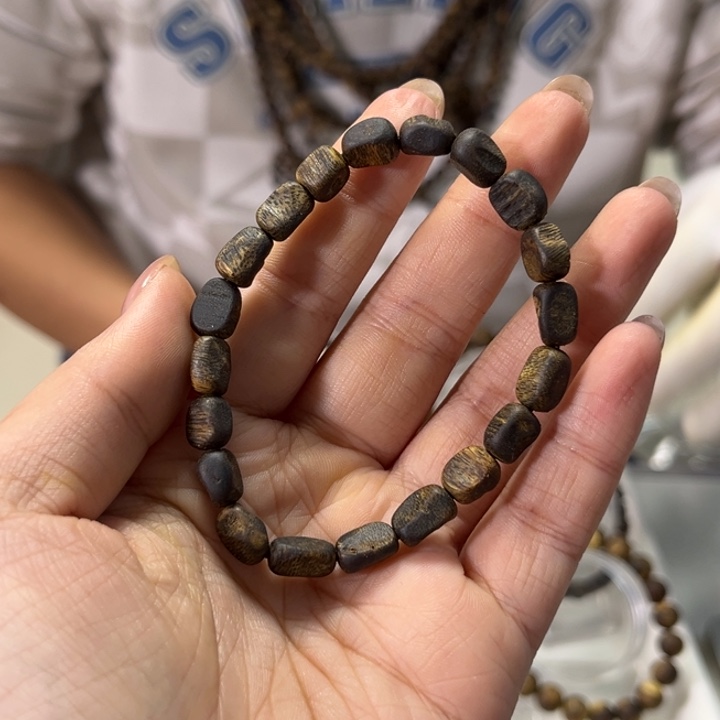 沉香手串随型单圈沉水多样性发1