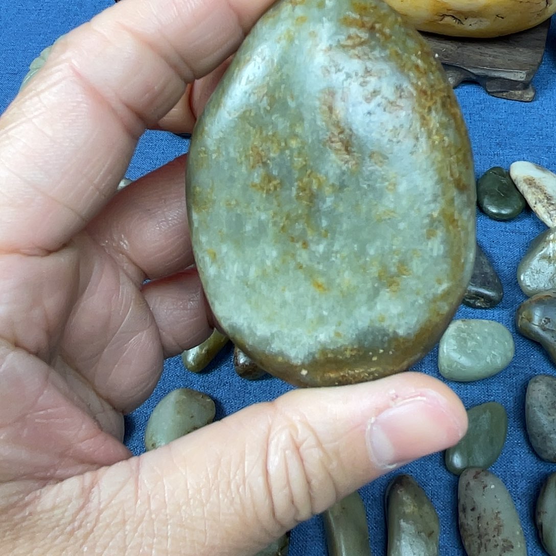 和田玉（糖玉）珠宝奇石未镶嵌砂***付