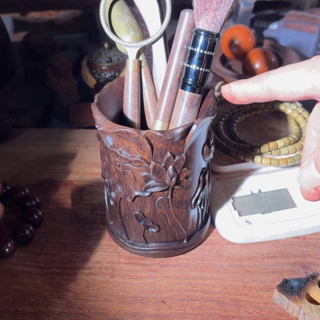风车木（黑檀木）笔筒六件套