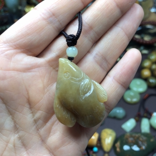 岫岩老玉（透闪石质玉）挂件未镶嵌
