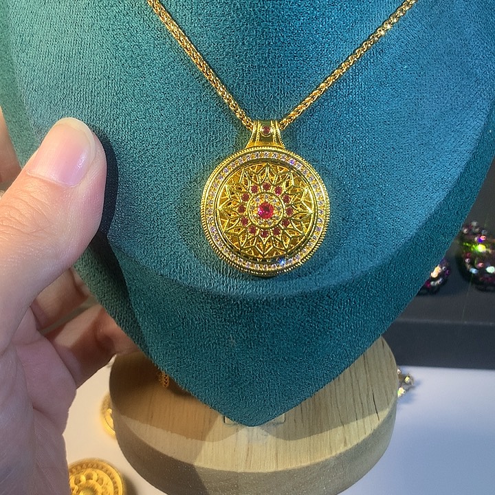 非金属48吊坠。               