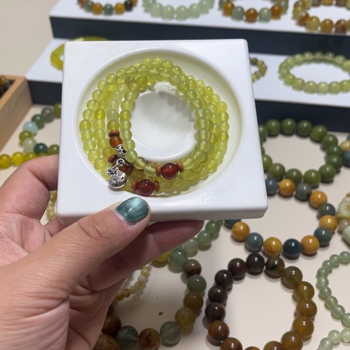 蛇纹石玉未镶嵌手链卡6