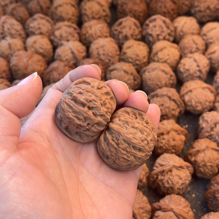 好***性吊坠文玩核桃磨盘