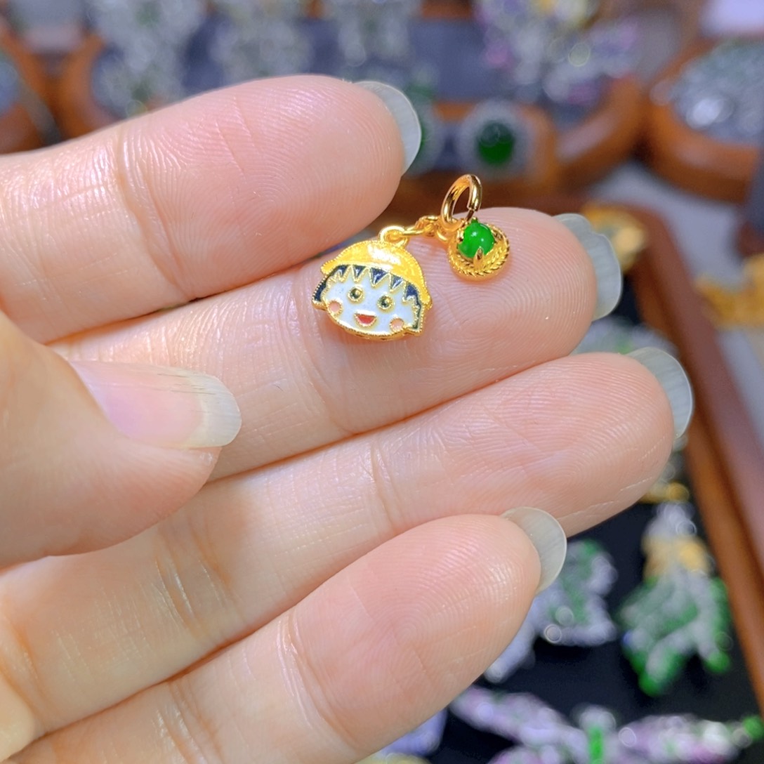 翡翠颈饰银S925镶嵌天然翡翠