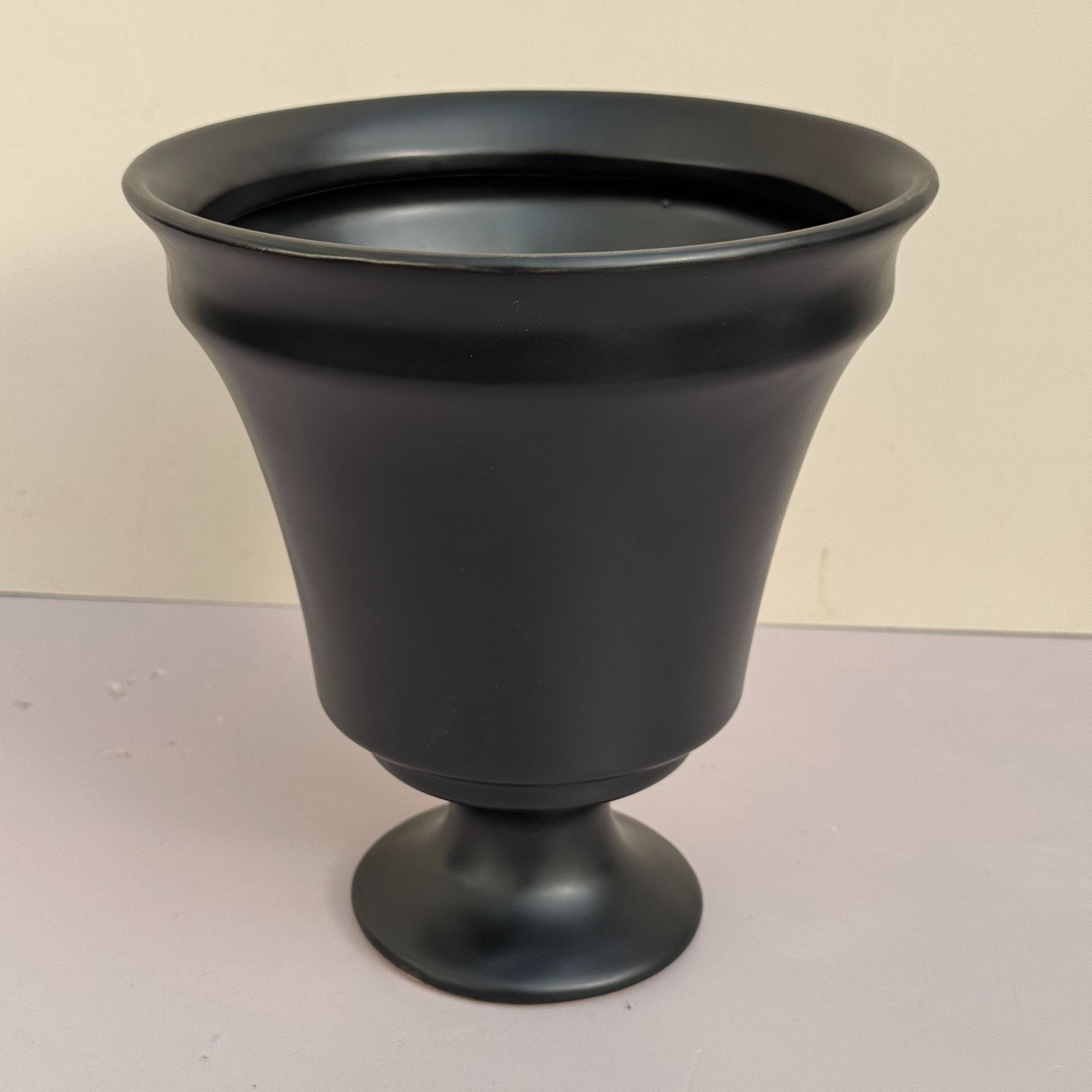 邕城兰韵【黑色酒杯】黑色酒杯型百搭款花盆