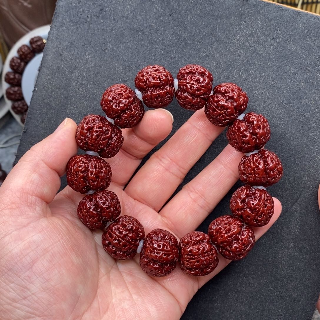 金刚菩提吊坠22+蜂王大金刚